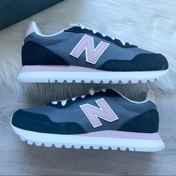 NWT New Balance 527 Women’s Shoes - Picture 7 of 9